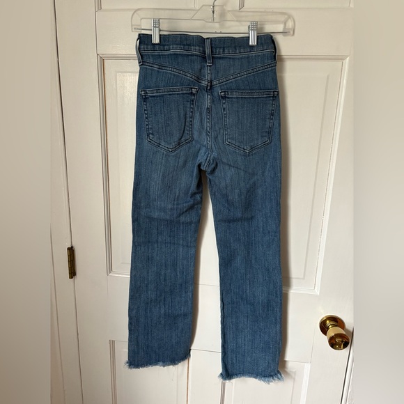 AYR The Pop Ankle Fray Straight Leg Jean in Medium Wash, Size 24S (Short) - Picture 4 of 11